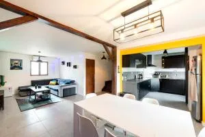 Urban Comics - Appt climatisé 10p proche de Paris - Сент-Женевьев-де-Буа