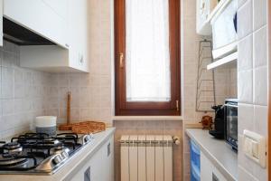 Appartamento a Torre Canne con balcone