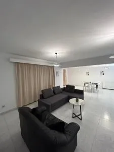 Modern Spacious Penthouse in Paphos - Anavargos