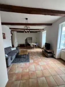 Appartement et jardin vals les bains - Asperjoc