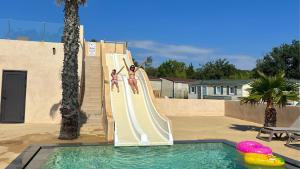 Campings Camping Domaine Du Golfe De Saint Tropez : photos des chambres