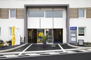 Premiere Classe Paris Nord - Gonesse - Parc des Expositions photo 9