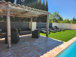 DOMAINE DE POULHARIES -Cinsault