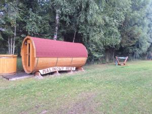 Domek z jacuzzi,kajaki i rowery,sauna -Malinowy Reset