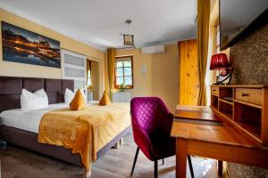 Apartment with Balcony (3 Adults) room in Pensjonat Miejski