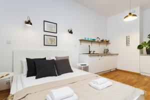 Apartment with balcony - Rzeszowska 4 Street