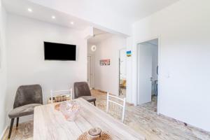 Kassiopi Apartment 1