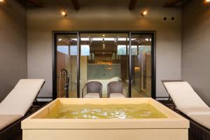 Hotel 4CROWNS-ブラックプラン