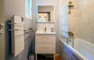 Maisons de vacances Gite nature avec piscine privee : photos des chambres