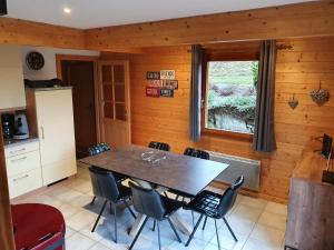 Le Murmure du Ruisseau