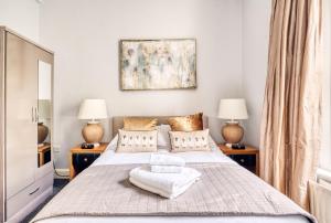 Pied-à-Terre near The Docks - Wifi & Washing Machine