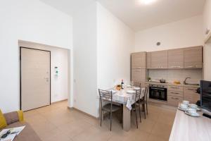 La Suite 2 Ondina Viareggio 200m from sea - Happy Rentals