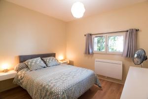 Villas Villa avec piscine privee a la campagne proche de la mer sud de la France : photos des chambres