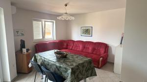 Apartment Martinuzz With Sea View