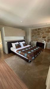 Suite with Spa Bath room in Quinta de VillaSete