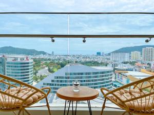 Căn Hộ 1 Phòng Ngủ (One-Bedroom Apartment)