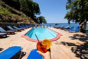 Hotel Kokkino Nero - Velika