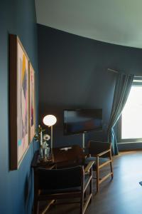 Suite room in The Vintage Hotel & Spa – Lisbon
