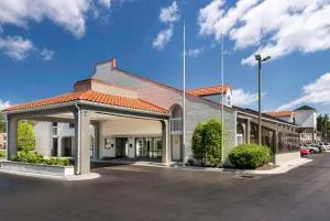 Rodeway Inn At Fort Lee - 伍德维尔