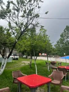 Rama Valley Hut - Astor