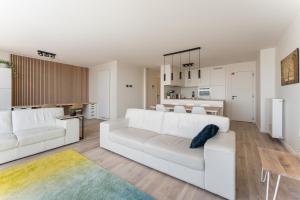 Lichtrijk en ruim appartement met zeezicht - 5p