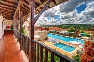 Rachev Hotel Residence - Shilkovtsi