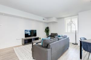 2BR Urban Oasis DC Access with Lux Comforts