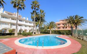 Apartamento frente al mar con terraza PLAYA ROMANA Albert Villas