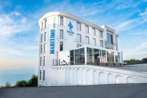 Maritimo Hotel - Cimenli