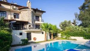 Peaceful Villa Escape with Private Pool - Gökçeovacık