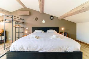 Appartements SELECT-soHOME - Duplex pour 5 personnes au pied du Port du Lavandou ! - VACANZA : photos des chambres
