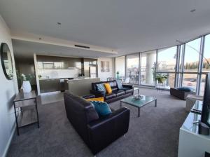 Grand 2BR between ANU and City - Hosted by Canstay