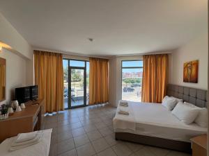 Persani Sunny Beach