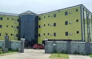 Pecos Place Hotel & Suite - Ughelli