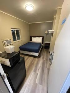 Double Room room in Scottish Inns Middletown PA