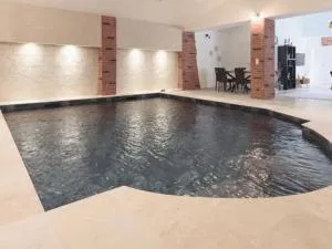 Maison avec piscine en centre ville - 克莱克城