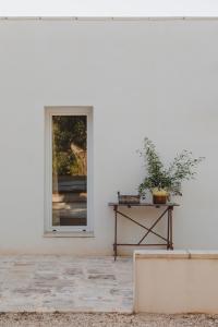 Trullo fiorone with private pool