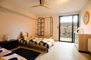 Villas O Cabanon - Superbe Villa renovee avec piscine privee : photos des chambres
