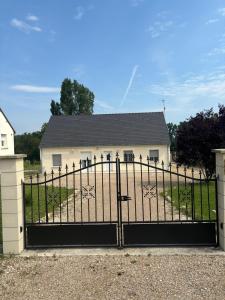 Maisons de vacances La maison Opale, 10 mn du Zoo de Beauval : photos des chambres