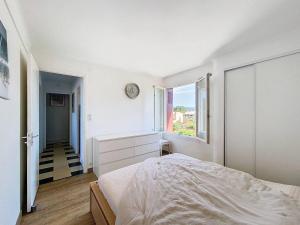 Appartement en bord de plage avec terrasse, parking privé, wifi et équipements modernes - FR-1-770-15