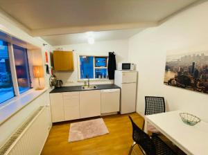 Great Location Downtown Studio