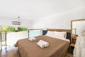 Casa Marina & Kledi by Booking Kottas