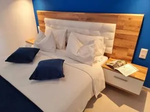 Hotel Nefeli - Néa Ankhíalos