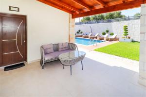 Marina Pool Villa Hanioti 3 bedrooms 8 guests