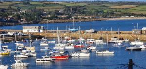 New~Breathtaking Bay Views~Chapel Street~Penzance