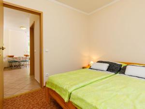 Apartment Lakefront 2 by Interhome