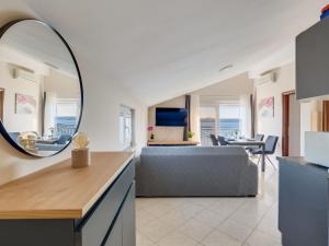 Apartment Relax-1 by Interhome