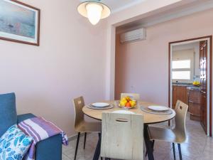 Apartment Fénix Marina by Interhome