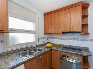 Apartment Fénix Marina by Interhome