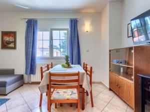 Apartment Nino-2 by Interhome